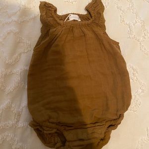 Jamie Kay romper scallop/lace shoulder onesie